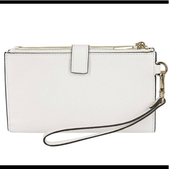 Michael Kors Wallet - Picture 2 of 5